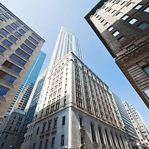 4* Отель One King West And